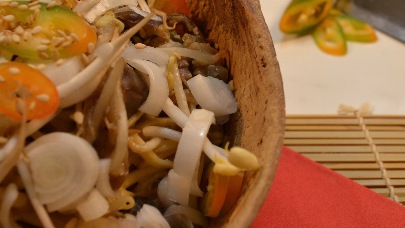 Spicy Noodles with Peanut Butter and Sesame Seeds