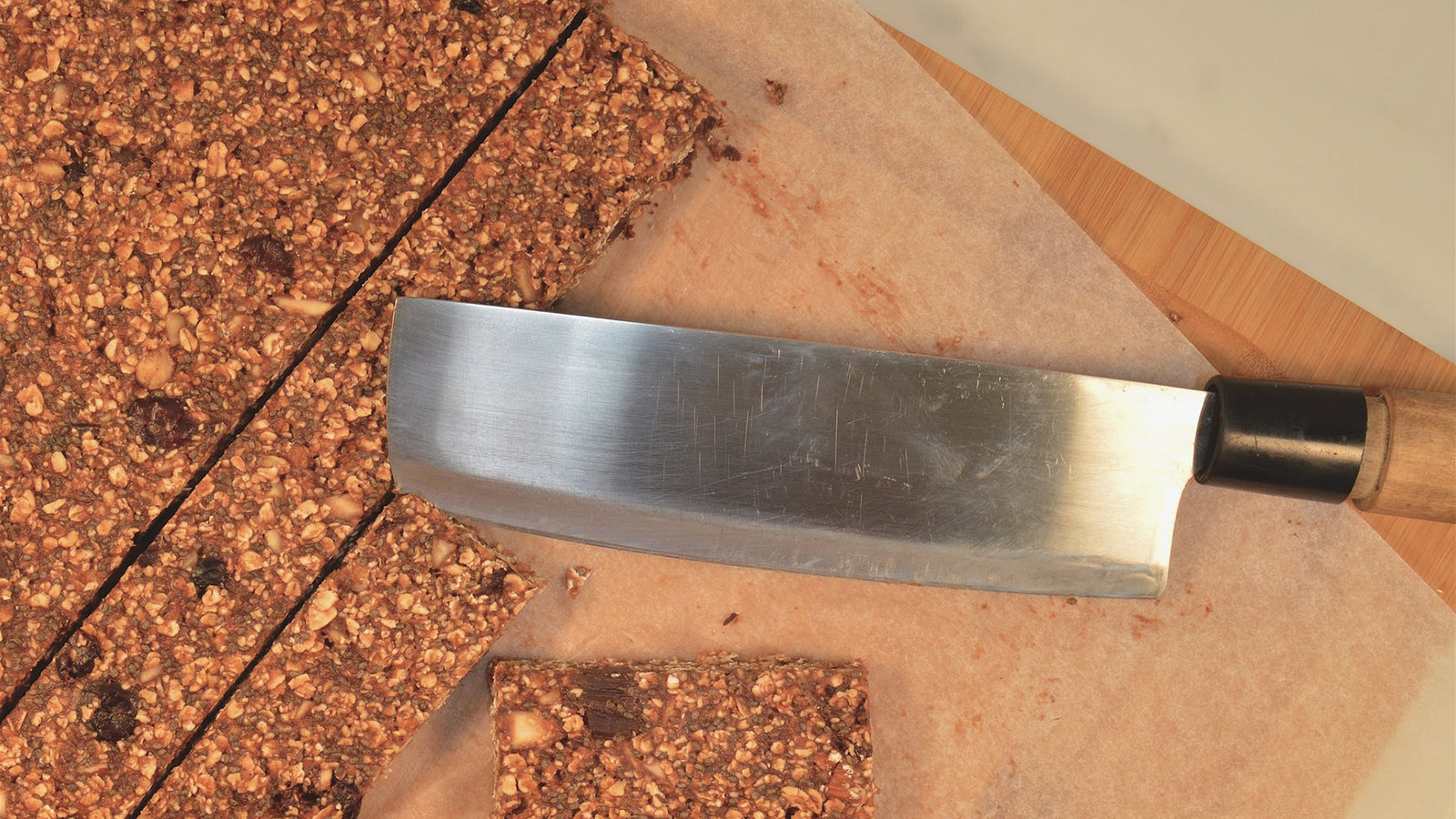 Oat, Almond, and Dark Chocolate Nutritional Bars